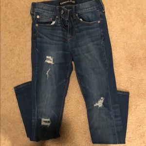 Mid Rise Cropped Express Jegging